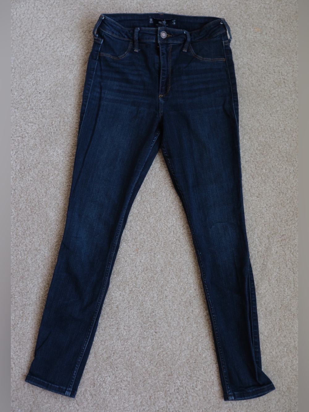 Hollister Dark Wash High Rise Women's Skinny Jeans - size 5S w27 l26